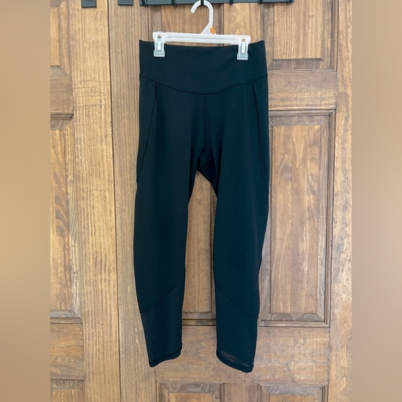 Adidas Women’s Black PrimeGreen Leggings High Rise Size Large - Picture 1 of 8
